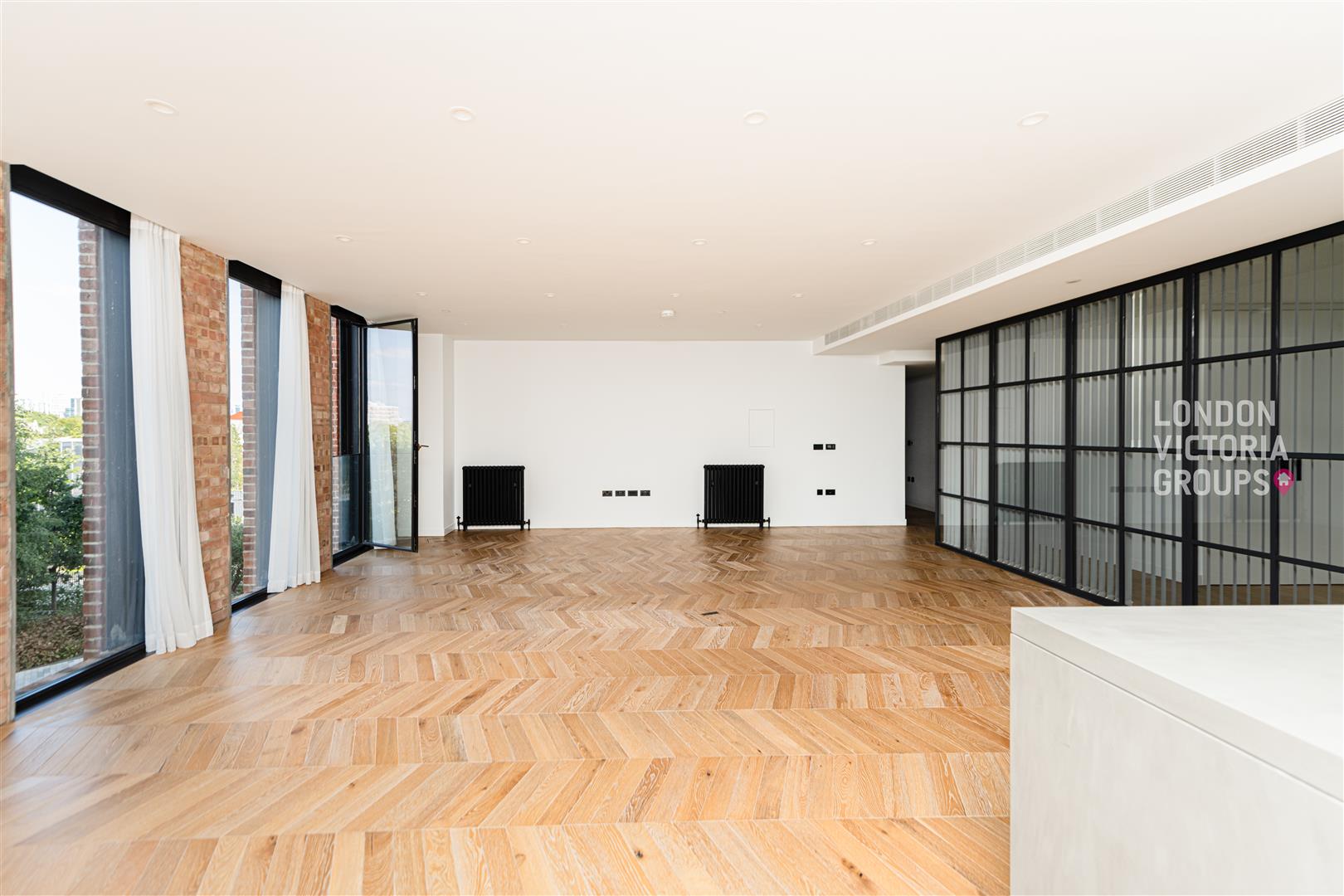 2 bed property in Switch House East, Circus Road East, Battersea Pow, London